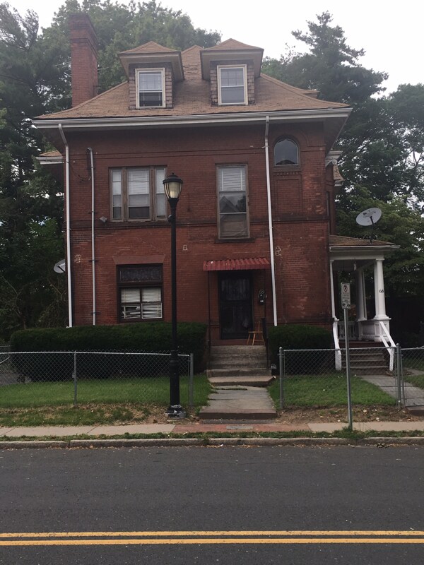 Photo - 66 Ashley St Unit 3rd