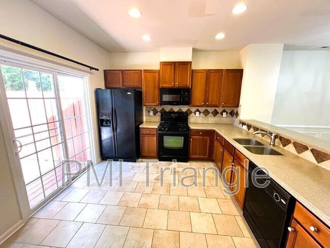 Photo - 316 Linden Park Ln