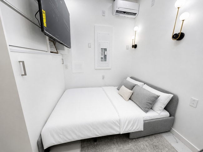 Photo - 196 Danforth Ave Unit Tiny Home