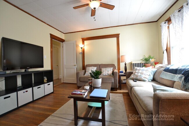 Photo - 17 Bentley St Unit 1