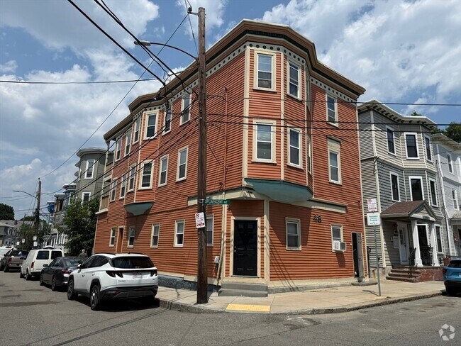 Building Photo - 48 Crescent Ave Unit 1F Rental