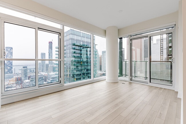 Photo - 89 Church St