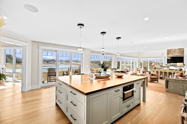 Photo - 67 Border St