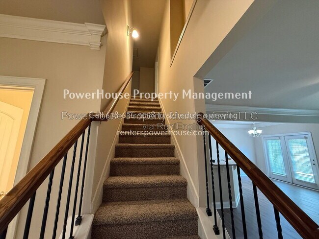 Photo - 1045 Township Cir