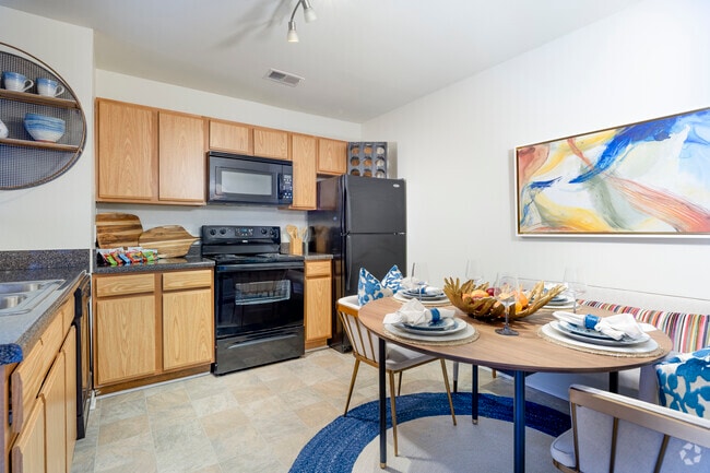 2BR, 2BA with Sunroom 1,035SF - Kitchen