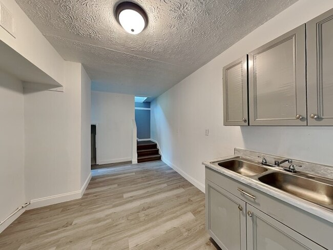 Photo - 7345 Linda Dr