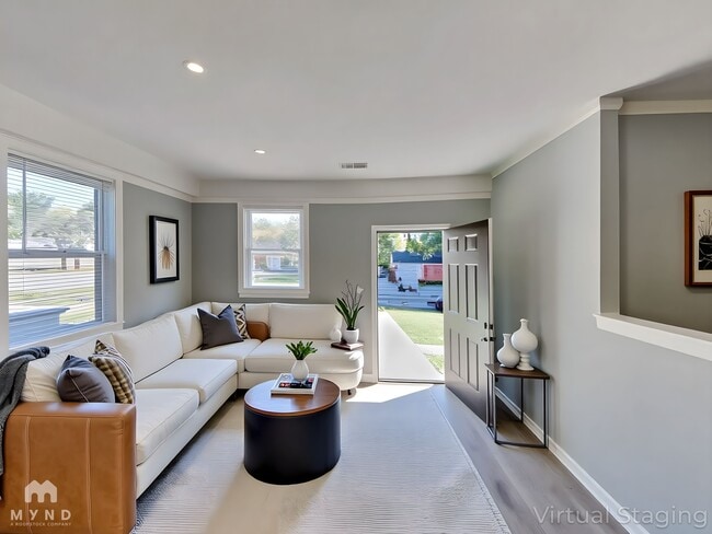 Photo - 3026 Bellaire Dr