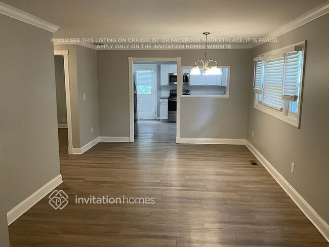 Photo - 890 Idlewild Dr