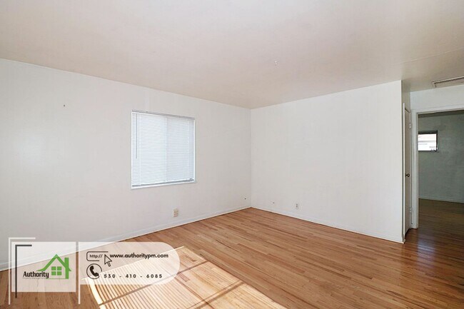 Photo - Leland Ave Unidad 2714