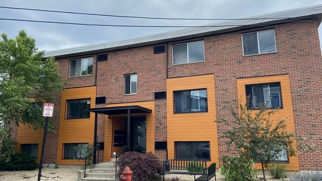 14 Murdock St Unit 1