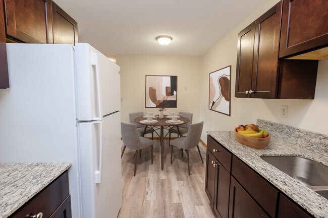 Photo - Park Place Apartments