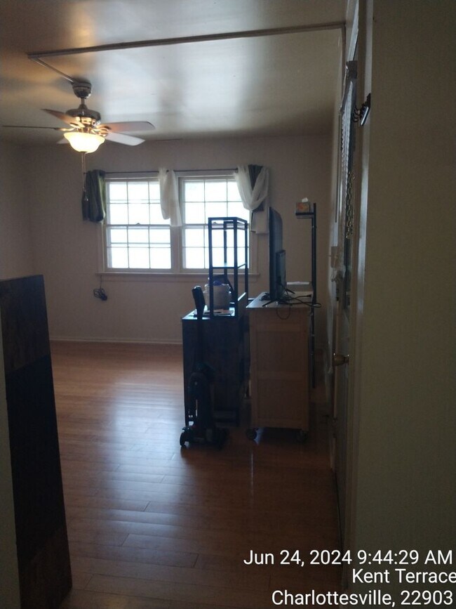 Photo - 109 Kent Terrace Unit D