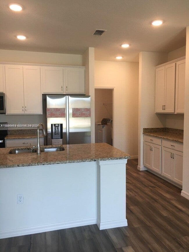 Photo - 2240 SW Lawrence St