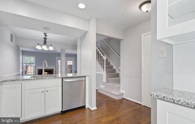 Photo - 2522 S Arlington Mill Dr