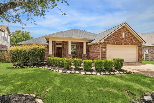 Photo - 2821 Chinaberry Park Ln