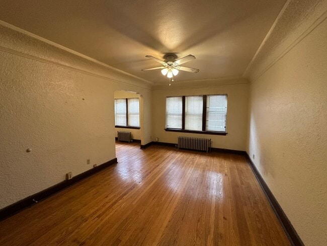 1420 E Capitol Drive