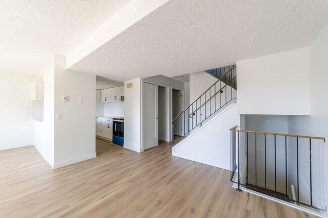 Photo - King's Alley