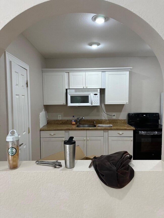 Photo - 272 SW 1st St