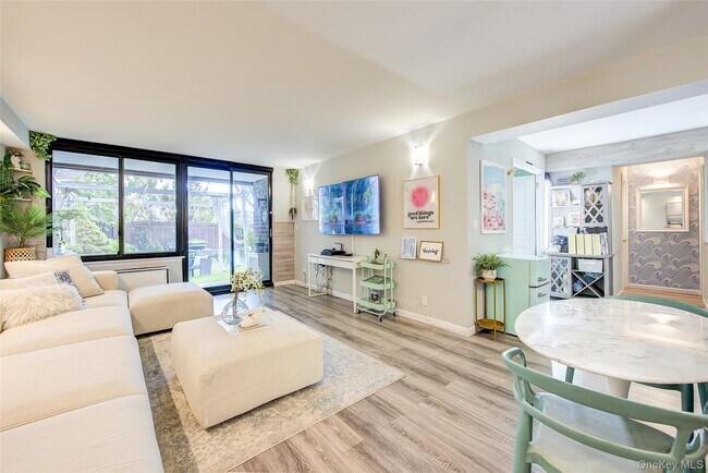 Photo - 209-33 26th Ave Unidad TC