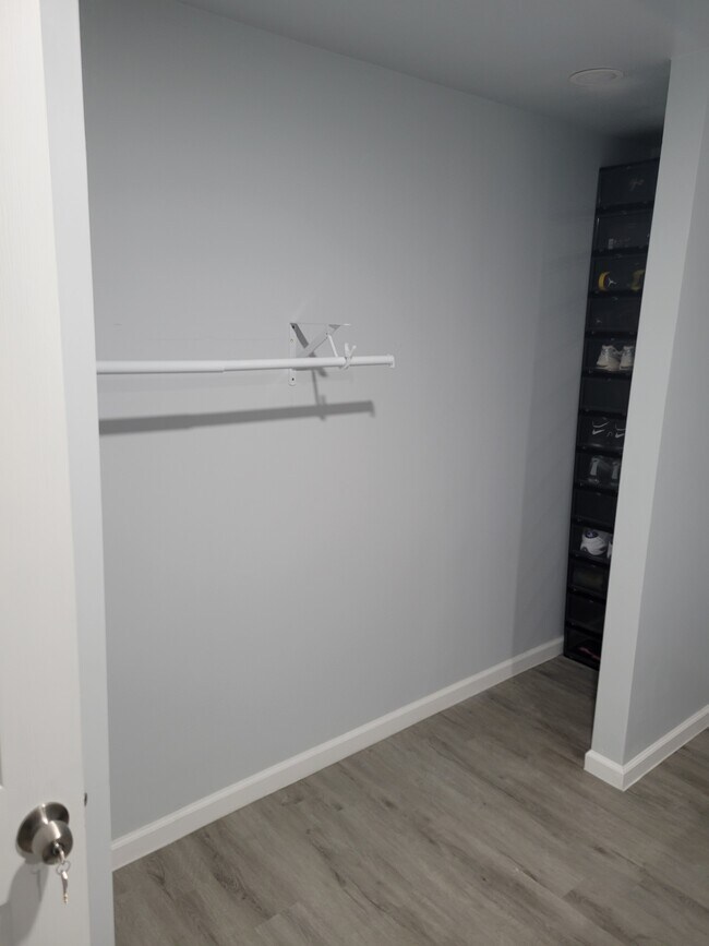 Photo - 16916 Collingham Dr