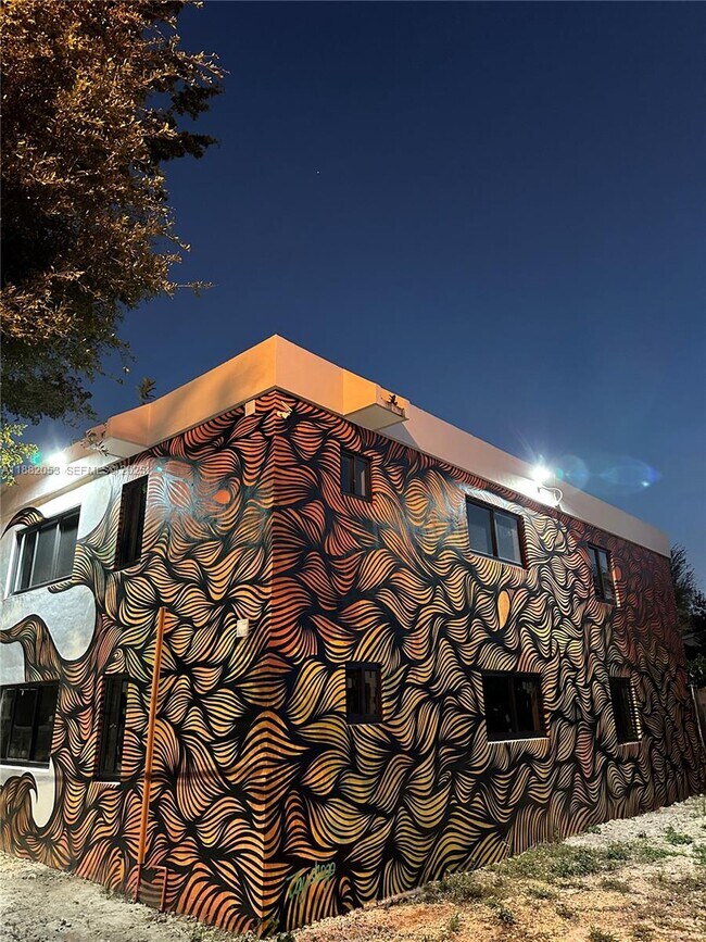 Photo - 190 NW 69th St Unit 8