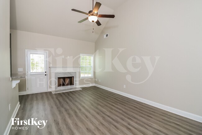 Photo - 177 Cranbrooke Dr