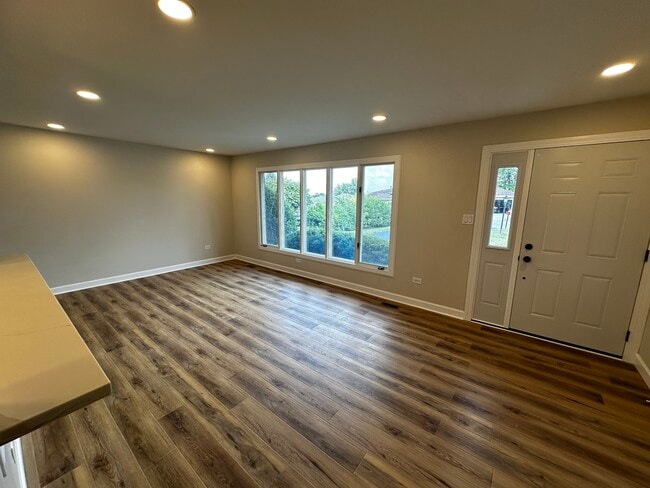 Photo - 10325 S Interlochen Dr