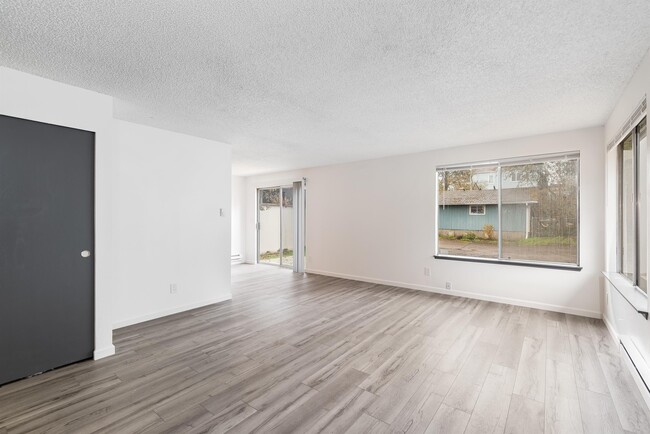 Photo - 2016 N Cambrian Ave