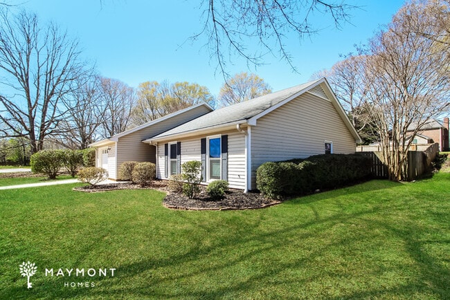 Building Photo - 7 Poppy Meadow Ln