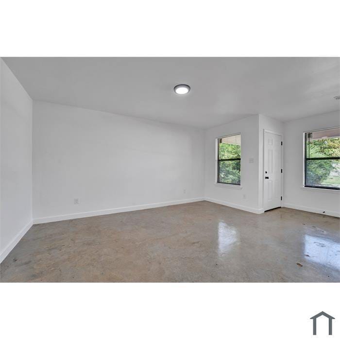 Photo - 851 Kippley St