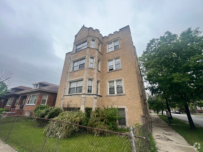 Building Photo - 1256 W 83rd St Rental