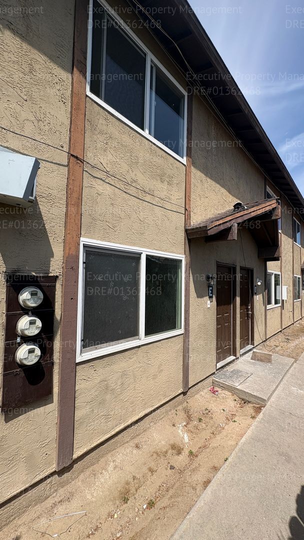 Photo - 2 bedroom 1.5 bathroom townhome (Move In Special Available OAC)