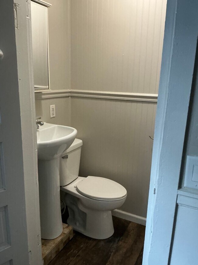 Photo - 2411 Fox Ave Unit 2411-C