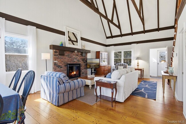 Photo - 3 Foster Ave