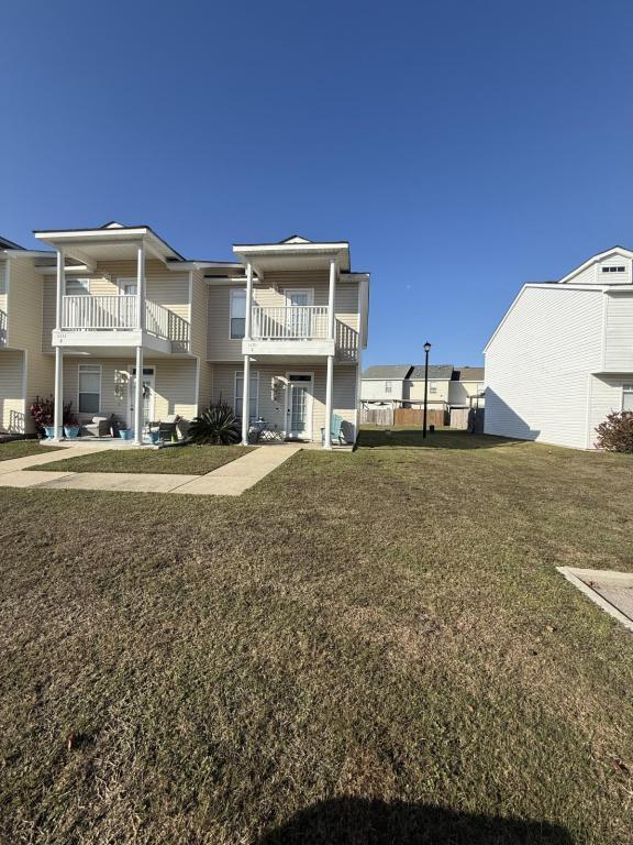 Photo - 1131 Century Oaks Dr