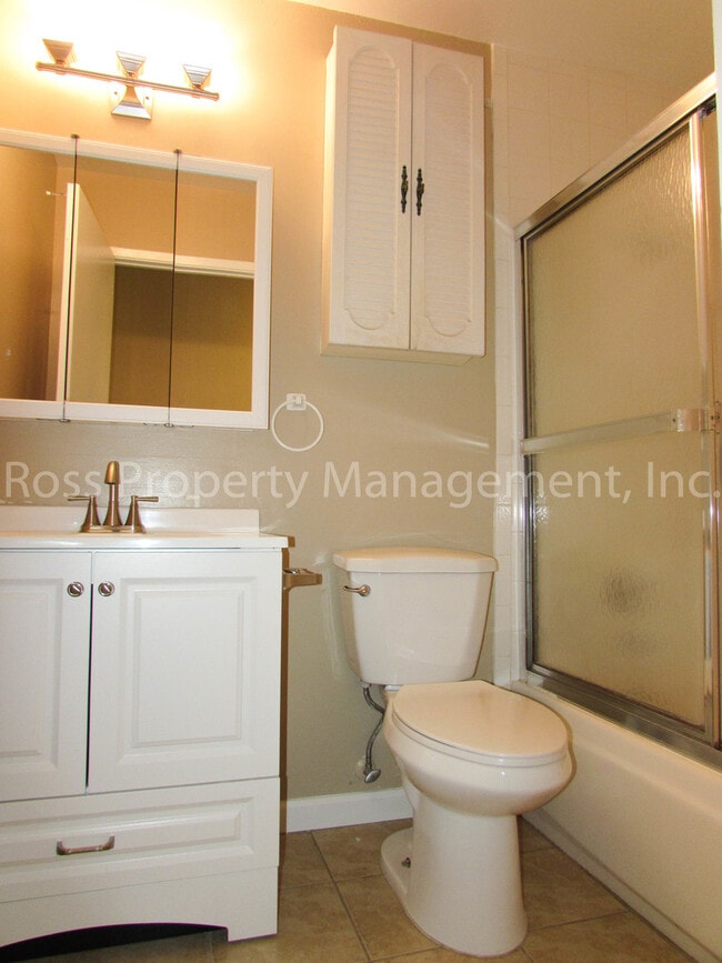 Photo - Great Pleasanton Location! Rare Single Story Townhome