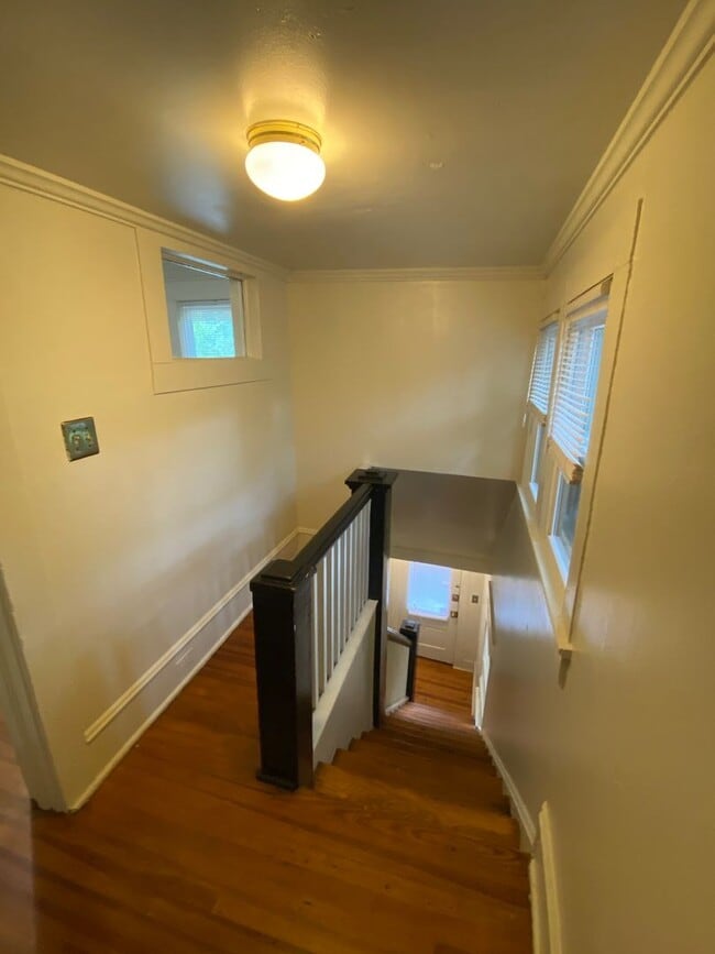 Photo - Adorable Upstairs Duplex / Central AC / W&D / Near Duke East Unit B