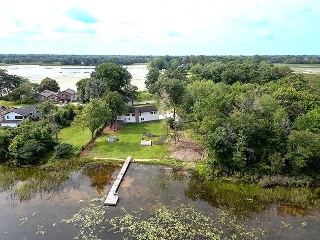 Photo - 3311 Interlachen Dr NE