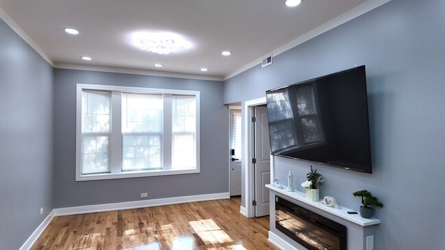 Photo - 2233 S Spaulding Ave