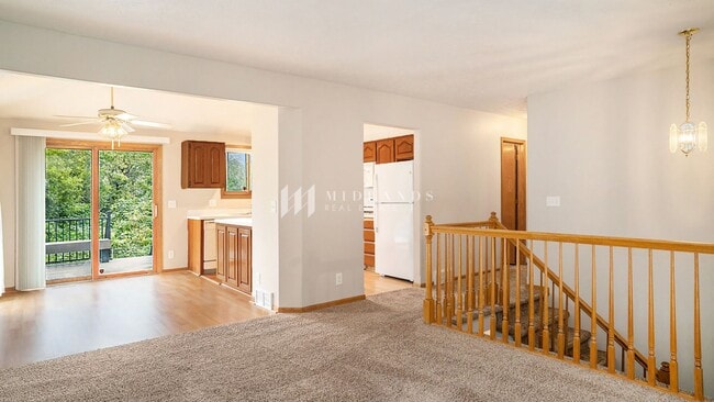 Photo - CHALCO POINT SPLIT LEVEL