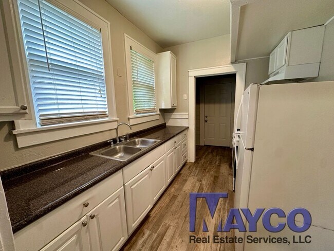 Photo - 1054 Wilkinson St Unit 1054 Wilkinson