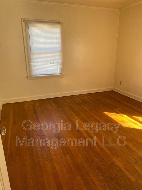 Photo - 21 Andrews Ct