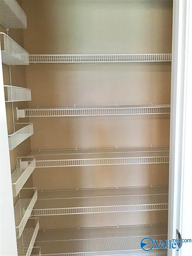 Photo - 250 Cork Alley