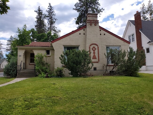 Photo - 403 W 25th Ave