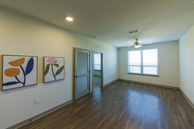 Lofts at Brooklyn Downtown Jacksonville FL | Living Room