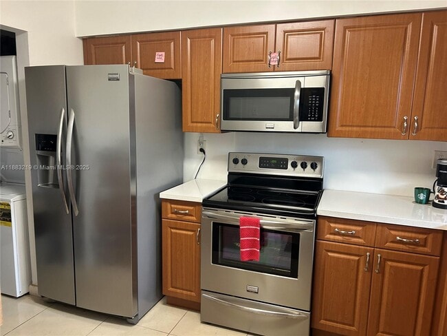 Building Photo - 6200 NW 44th St Unit 312