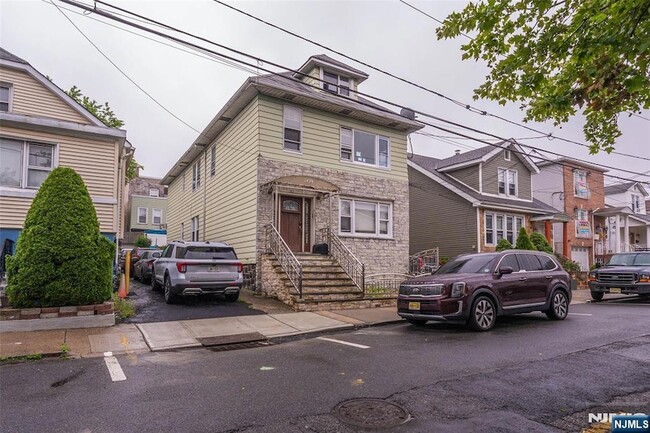 7420 4th Ave