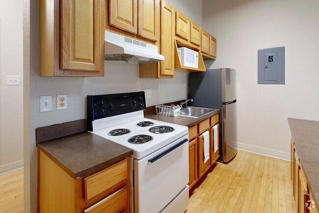 Studio - 400SF - Kitchen