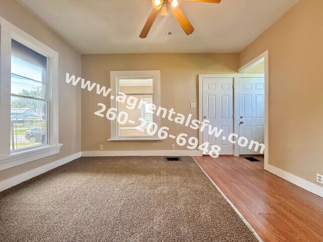 1210 Marion St Unit 1210 Marion St