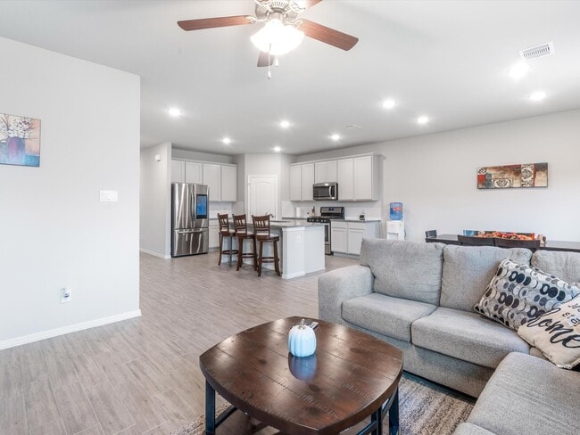 Photo - 10811 Violet Bloom Dr